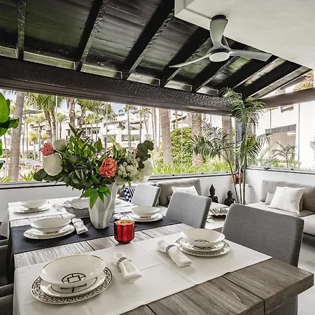 Apartment Puente Sea View
